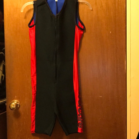 😊A sup swimsuit for unisex surfers or just for swim - Picture 1 of 5
